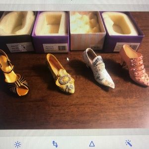 4x Just The Right Shoe 25018 VD132 25016 25043